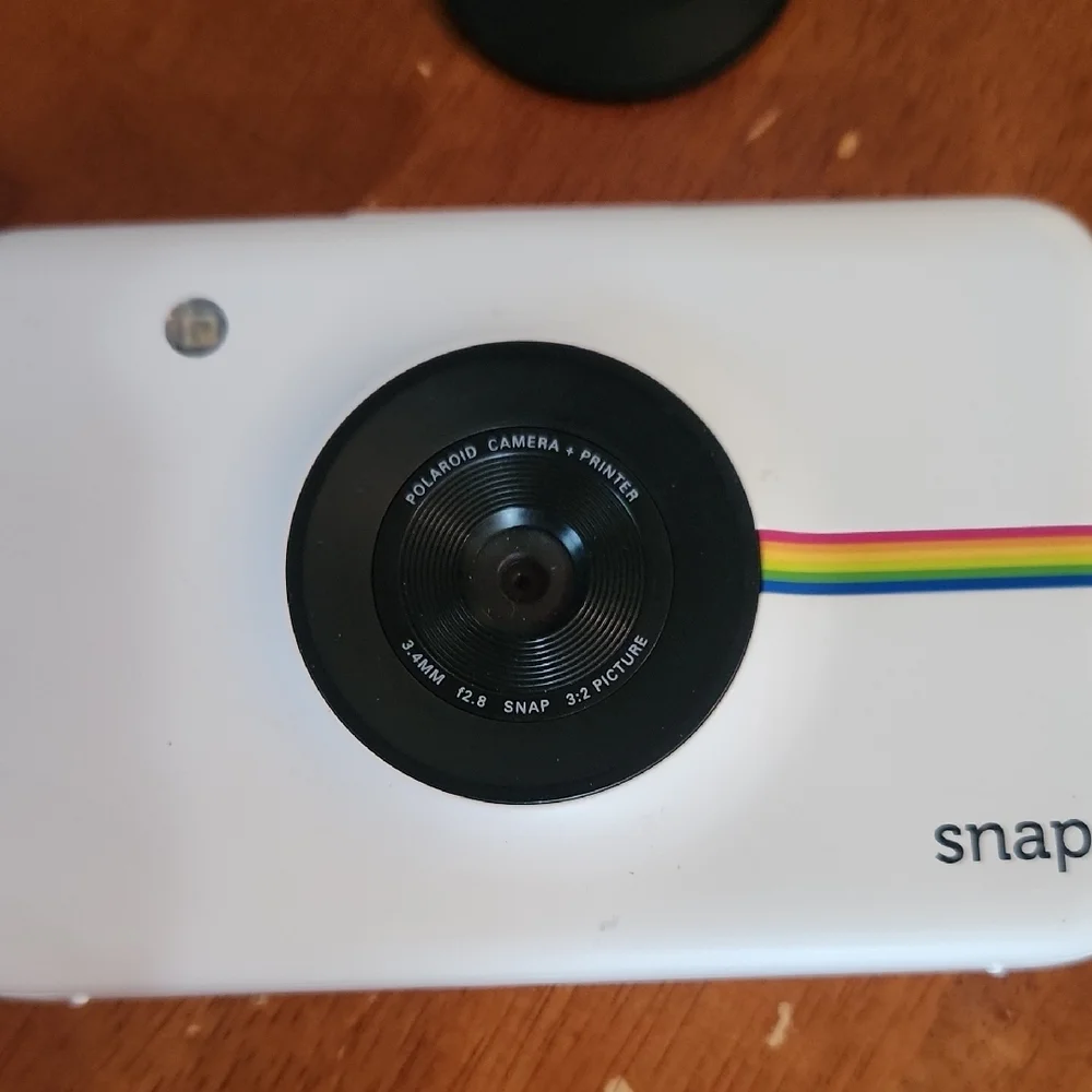 Polaroid White Snap Instant Camera with Rainbow Stripe
